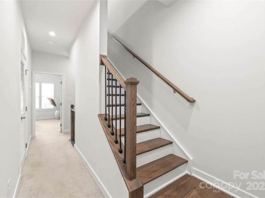 232 Parkwood Avenue, Charlotte, NC 28206.  MLS# CAR4220044, YatesRealty ID 10066. 