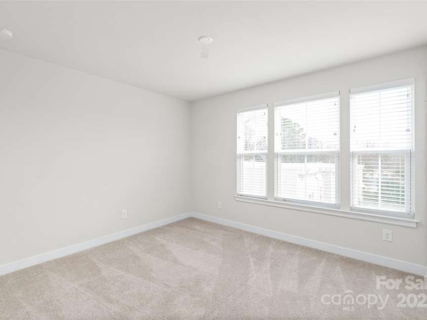 232 Parkwood Avenue, Charlotte, NC 28206.  MLS# CAR4220044, YatesRealty ID 10066. 