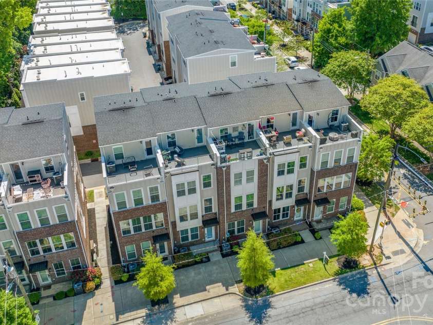 232 Parkwood Avenue, Charlotte, NC 28206.  MLS# CAR4220044, YatesRealty ID 10066. 