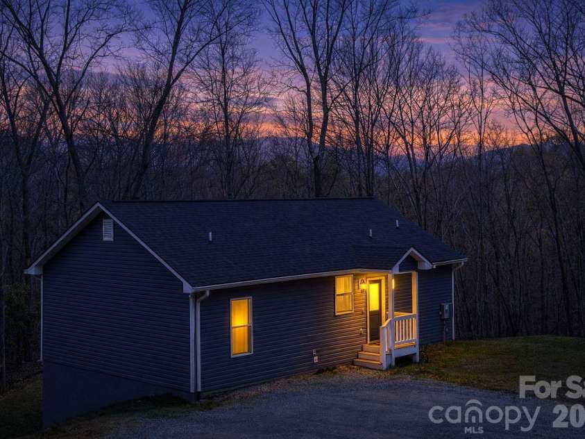 254 Ivory Lane, Sylva, NC 28779.  MLS# CAR4411936, YatesRealty ID 10066. 