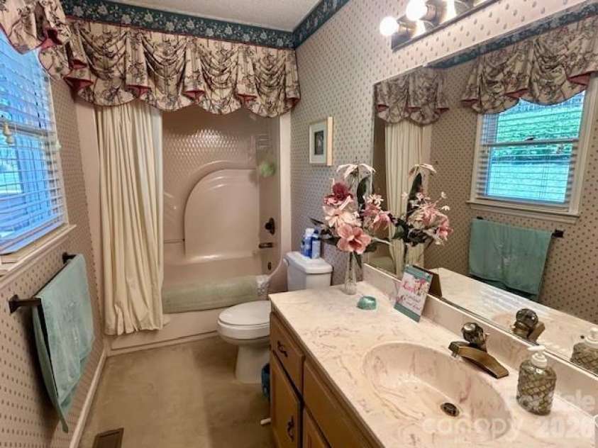 3558 Playmore Beach Road, Lenoir, NC 28645.  MLS# CAR4367215, YatesRealty ID 10067. 
