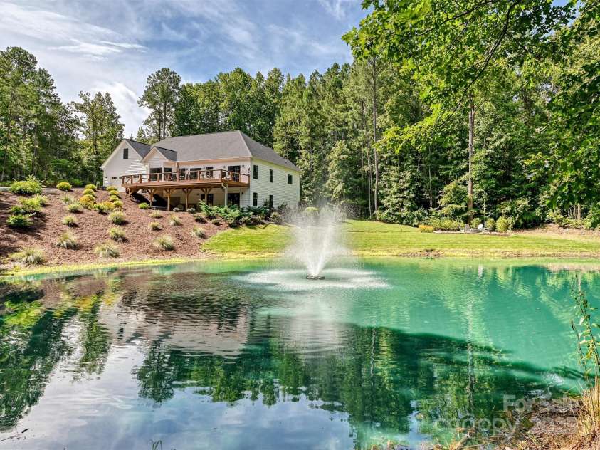 7927 Fairmont Drive, Waxhaw, NC 28173.  MLS# CAR4248978, YatesRealty ID 10067. 