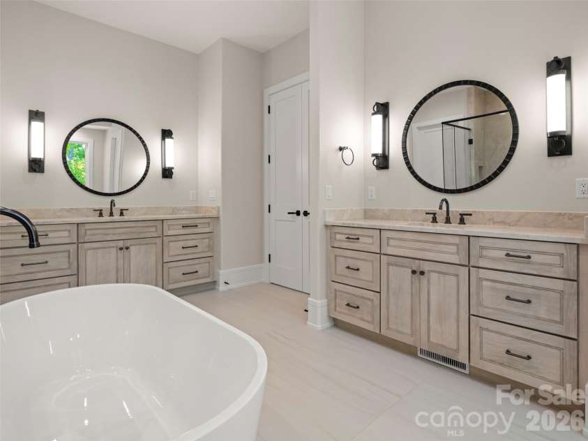 87 Misty Valley Parkway, Arden, NC 28704.  MLS# CAR4359985, YatesRealty ID 10068. 