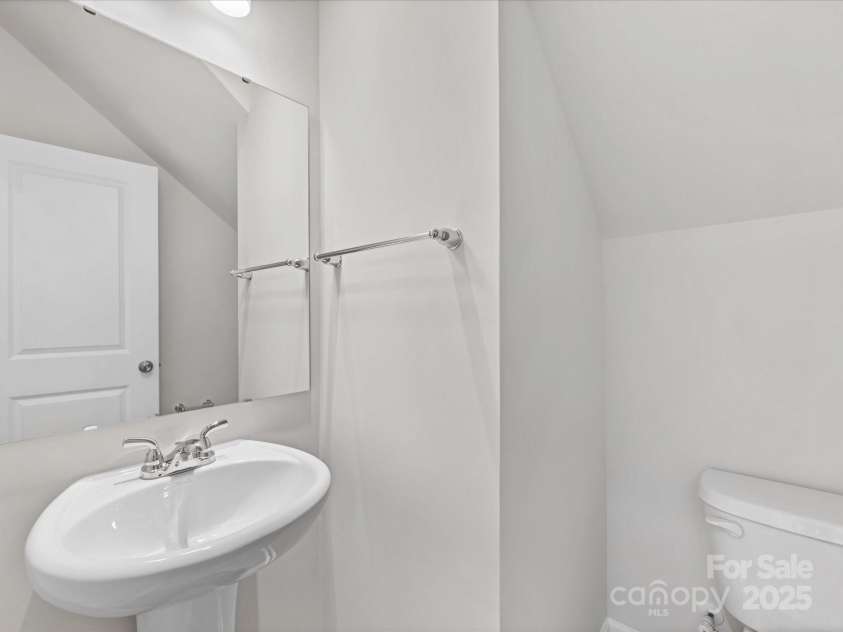 2129 Acclaim Street, Charlotte, NC 28205.  MLS# CAR4130127, YatesRealty ID 10069. 