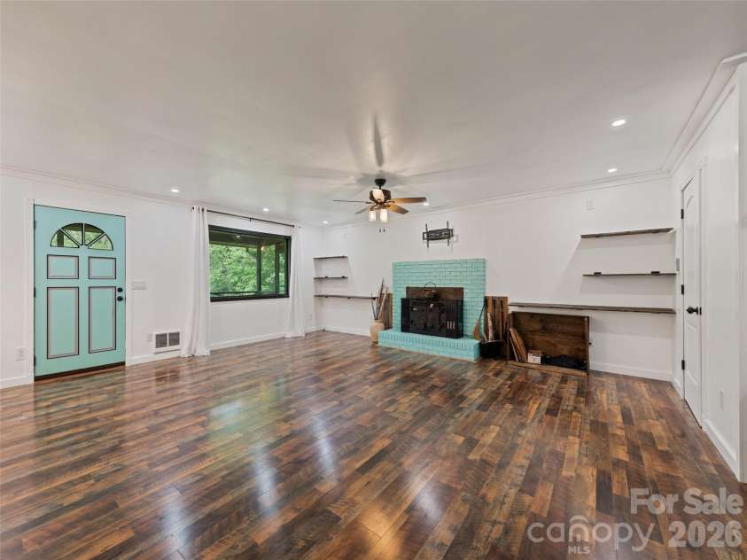 247 Three Springs Drive, Sylva, NC 28779.  MLS# CAR4368351, YatesRealty ID 10069. 