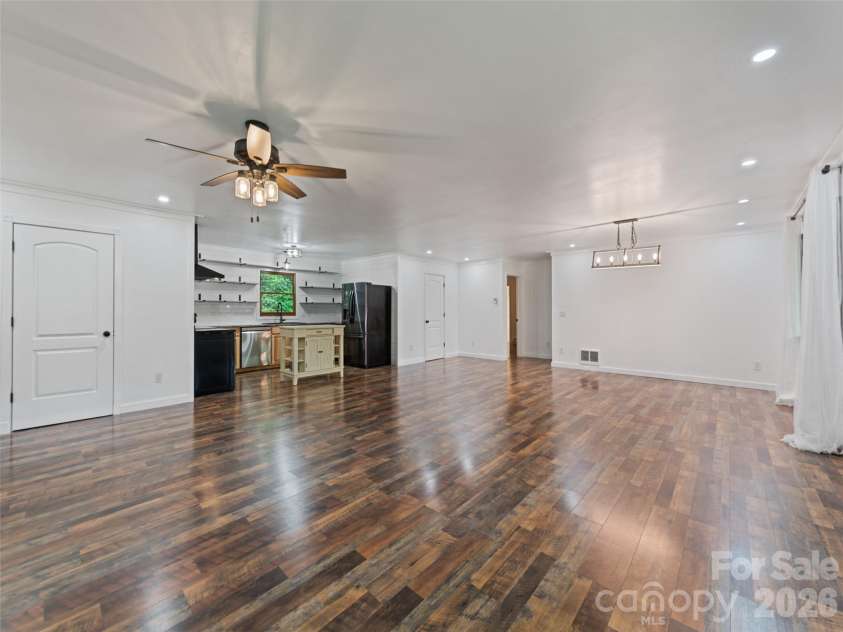 247 Three Springs Drive, Sylva, NC 28779.  MLS# CAR4368351, YatesRealty ID 10069. 
