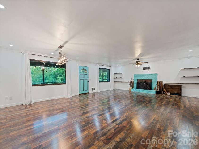 247 Three Springs Drive, Sylva, NC 28779.  MLS# CAR4368351, YatesRealty ID 10069. 