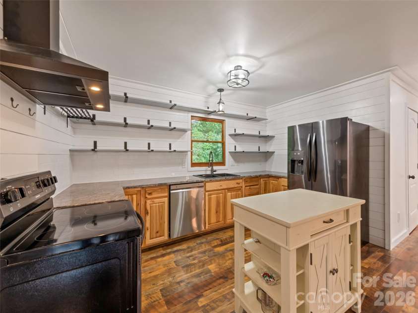 247 Three Springs Drive, Sylva, NC 28779.  MLS# CAR4368351, YatesRealty ID 10069. 