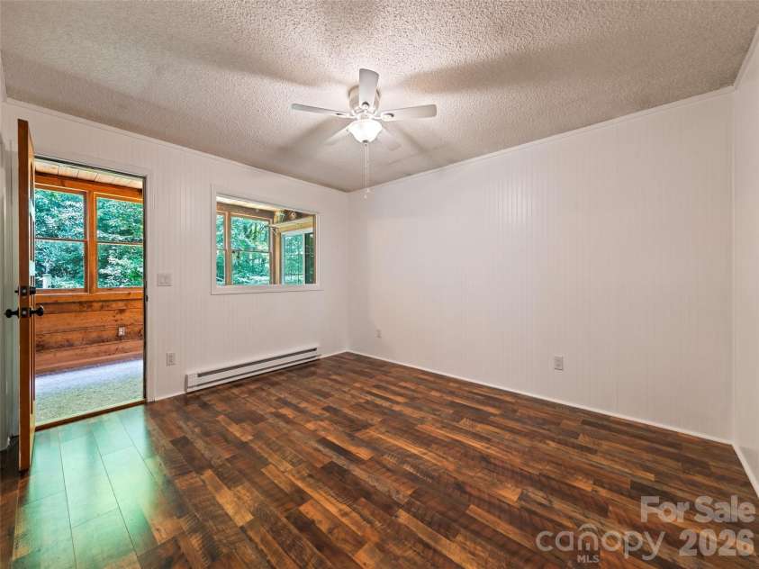 247 Three Springs Drive, Sylva, NC 28779.  MLS# CAR4368351, YatesRealty ID 10069. 