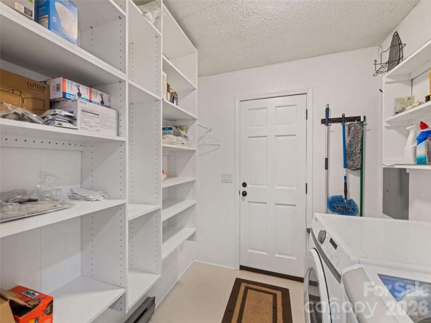 247 Three Springs Drive, Sylva, NC 28779.  MLS# CAR4368351, YatesRealty ID 10069. 