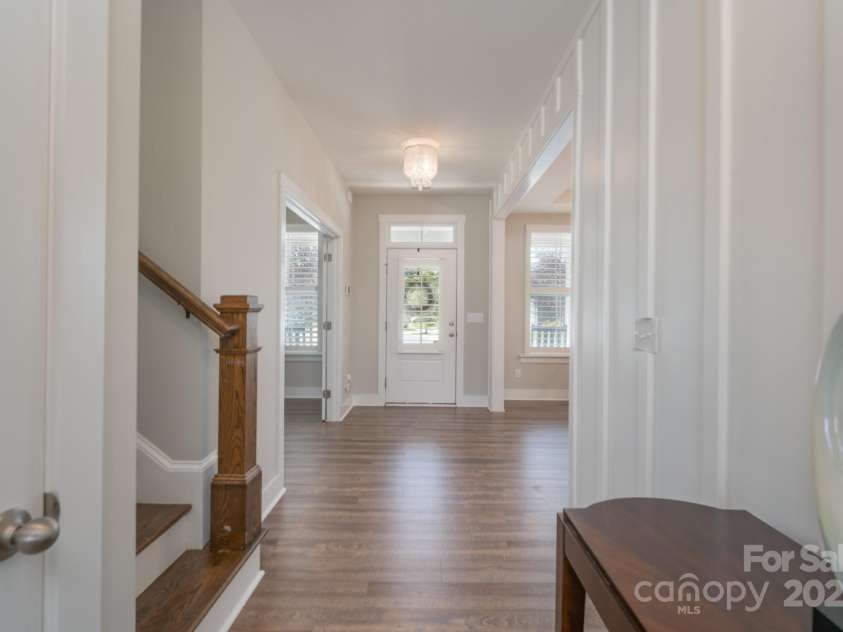 1180 Weir Court, Fort Mill, SC 29708.  MLS# CAR4173538, YatesRealty ID 1007. Front Foyer