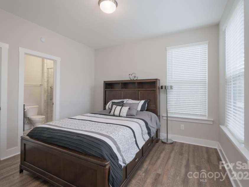 1180 Weir Court, Fort Mill, SC 29708.  MLS# CAR4173538, YatesRealty ID 1007. Quest Bedroom Suite on Main