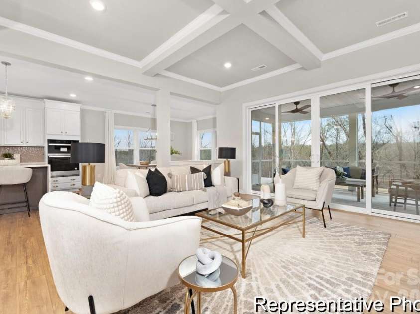 1815 Hunter Oaks Lane, Lincolnton, NC 28092.  MLS# CAR4337765, YatesRealty ID 1007. 