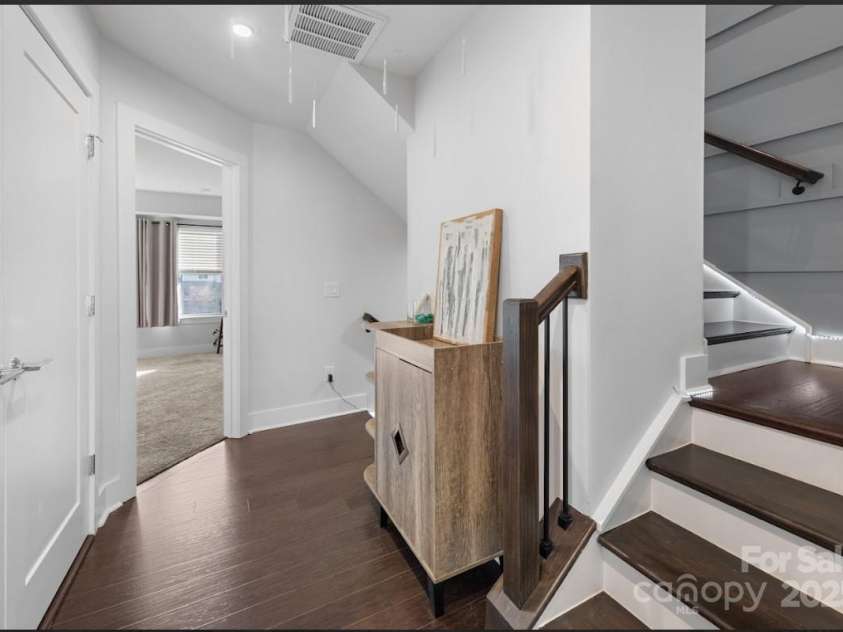 11039 Stetler Street, Charlotte, NC 28204.  MLS# CAR4244228, YatesRealty ID 10070. Hallway