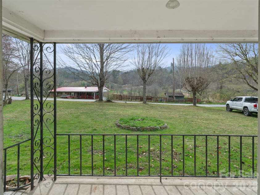 2432 Grapevine Road, Marshall, NC 28753.  MLS# CAR4368389, YatesRealty ID 10070. 