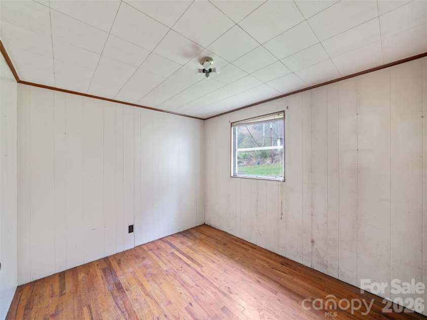 2432 Grapevine Road, Marshall, NC 28753.  MLS# CAR4368389, YatesRealty ID 10070. 