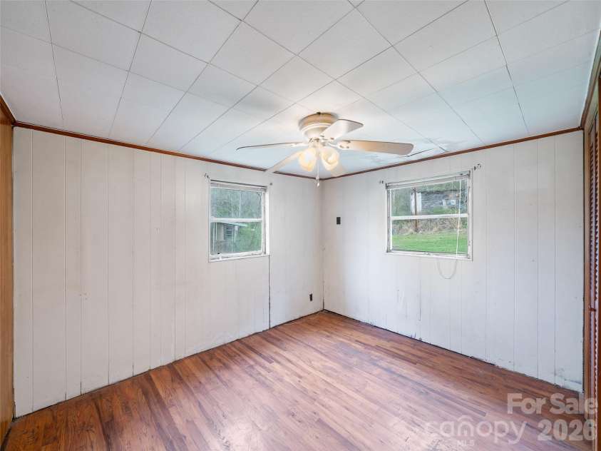 2432 Grapevine Road, Marshall, NC 28753.  MLS# CAR4368389, YatesRealty ID 10070. 