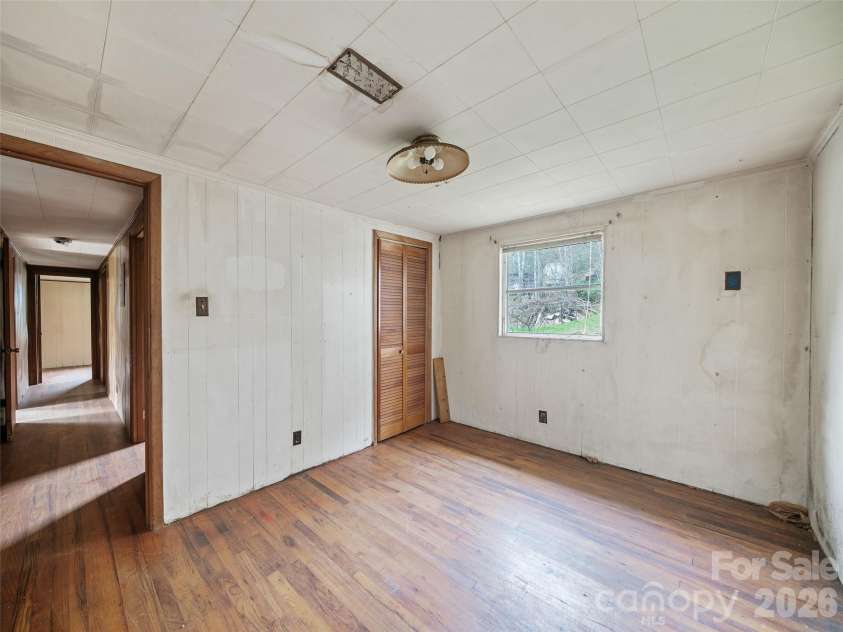 2432 Grapevine Road, Marshall, NC 28753.  MLS# CAR4368389, YatesRealty ID 10070. 