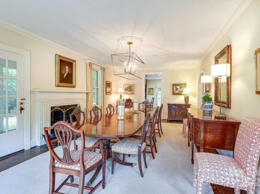 1943 Wendover Road, Charlotte, NC 28211.  MLS# CAR4247717, YatesRealty ID 10072. Large dining room with small side screened porch