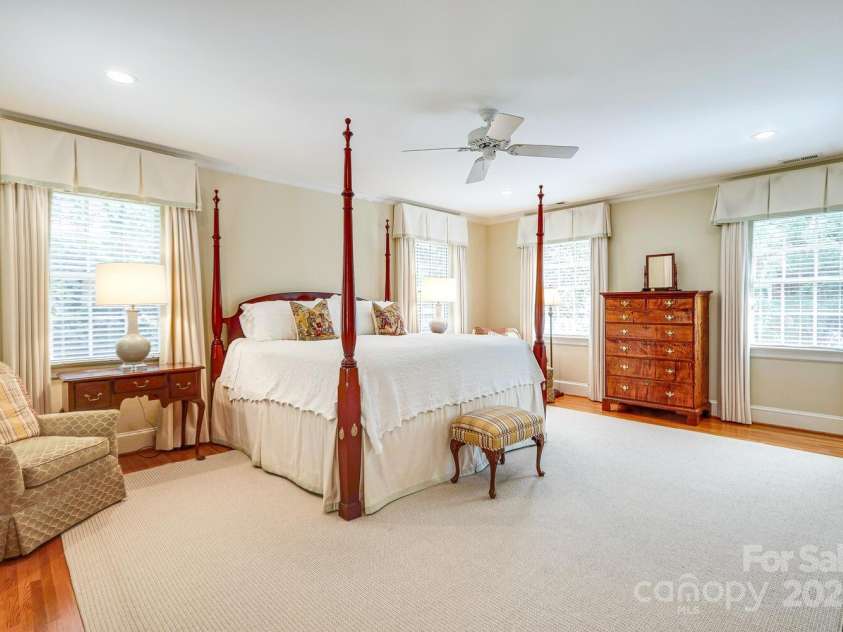 1943 Wendover Road, Charlotte, NC 28211.  MLS# CAR4247717, YatesRealty ID 10072. Primary bedroom