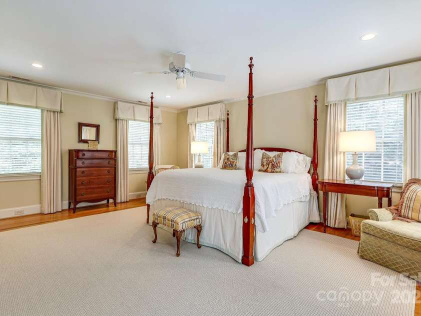 1943 Wendover Road, Charlotte, NC 28211.  MLS# CAR4247717, YatesRealty ID 10072. Primary bedroom