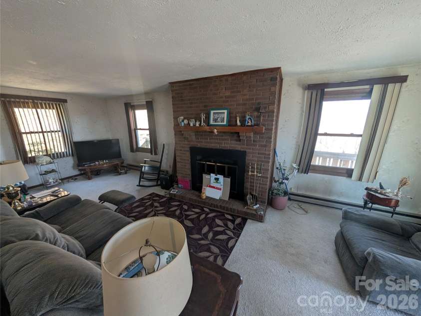 4 Wild Dogwood Trail, Mills River, NC 28759.  MLS# CAR4368433, YatesRealty ID 10072. 