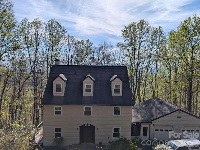 4 Wild Dogwood Trail, Mills River, NC 28759.  MLS# CAR4368433, YatesRealty ID 10072. 