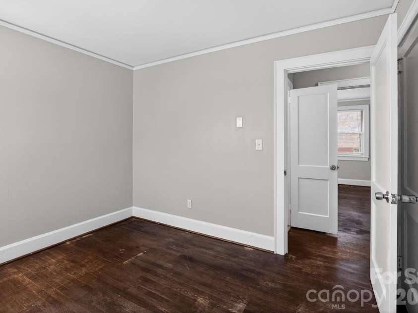 101 Coleman Court, Greenville, SC 29609.  MLS# CAR4368371, YatesRealty ID 10073. 