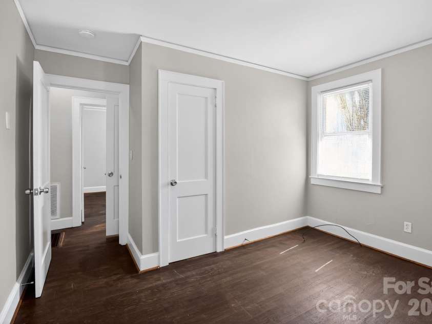 101 Coleman Court, Greenville, SC 29609.  MLS# CAR4368371, YatesRealty ID 10073. 