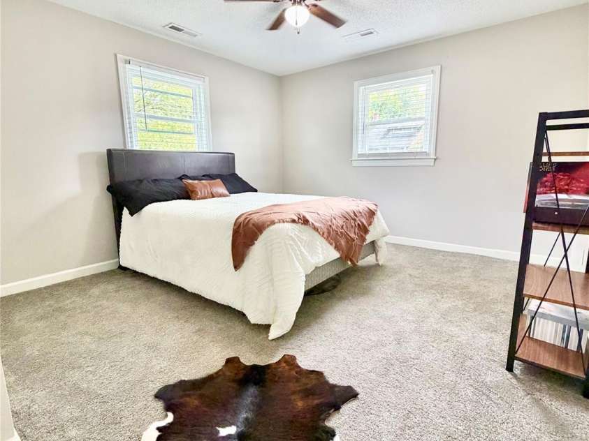 261 Thomas Lane, Stony Point, NC 28678.  MLS# CAR4368460, YatesRealty ID 10074. 