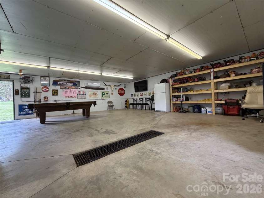 261 Thomas Lane, Stony Point, NC 28678.  MLS# CAR4368460, YatesRealty ID 10074. 