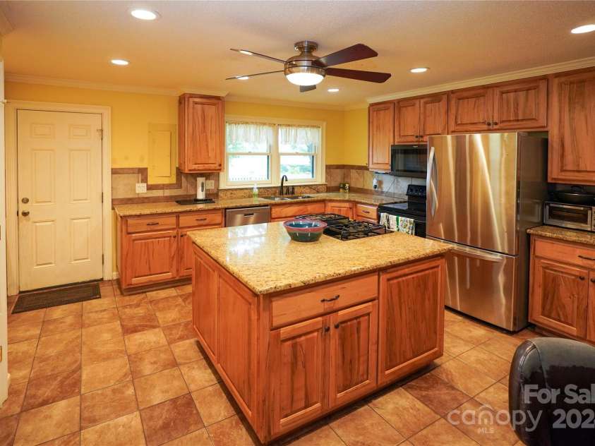 44097 Nc 740 Highway, New London, NC 28127.  MLS# CAR4161324, YatesRealty ID 10075. 