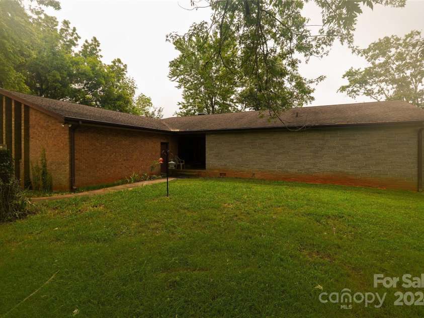 44097 Nc 740 Highway, New London, NC 28127.  MLS# CAR4161324, YatesRealty ID 10075. 