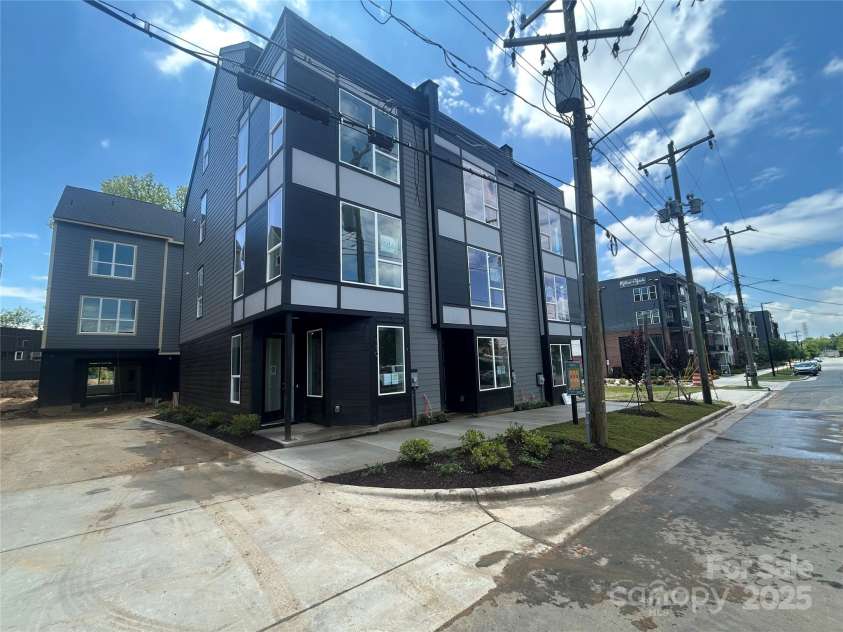 111 Verbena Street, Charlotte, NC 28217.  MLS# CAR4283255, YatesRealty ID 10076. Under Construction Photo - Verbena Village