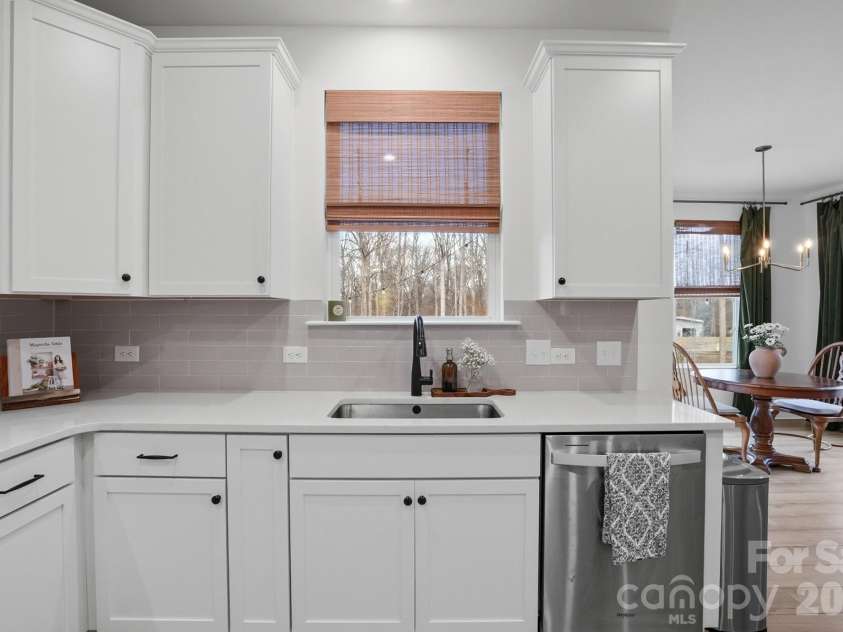 1563 Cedar Tree Drive, Belmont, NC 28012.  MLS# CAR4343045, YatesRealty ID 10076. 