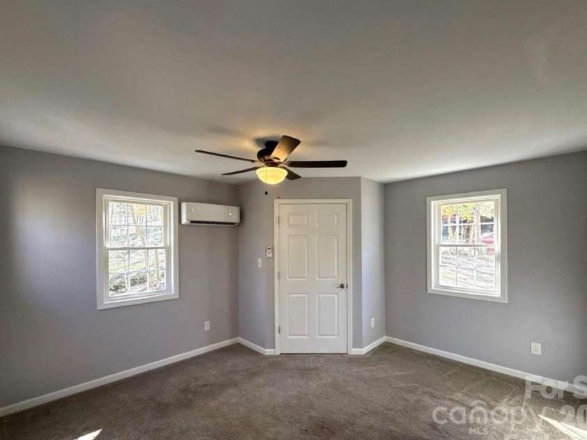 4019 Durham Lane, Charlotte, NC 28269.  MLS# CAR4360079, YatesRealty ID 10077. 