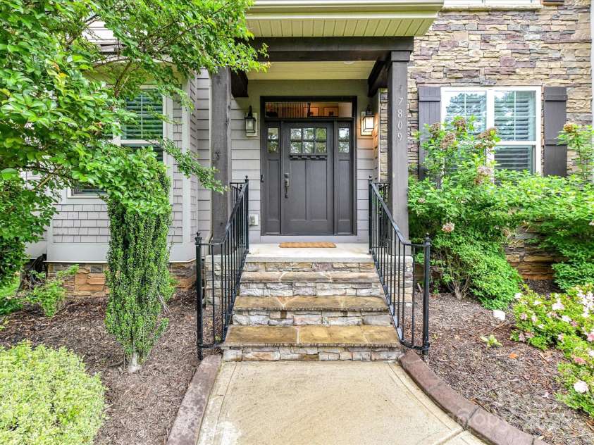 7809 Greenfield Drive, Charlotte, NC 28270.  MLS# CAR4248622, YatesRealty ID 10078. 