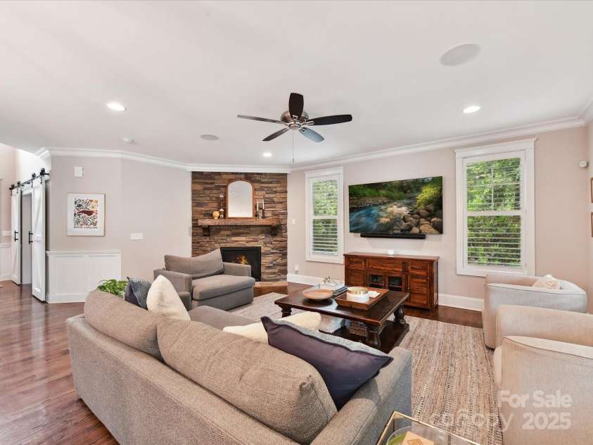 7809 Greenfield Drive, Charlotte, NC 28270.  MLS# CAR4248622, YatesRealty ID 10078. 