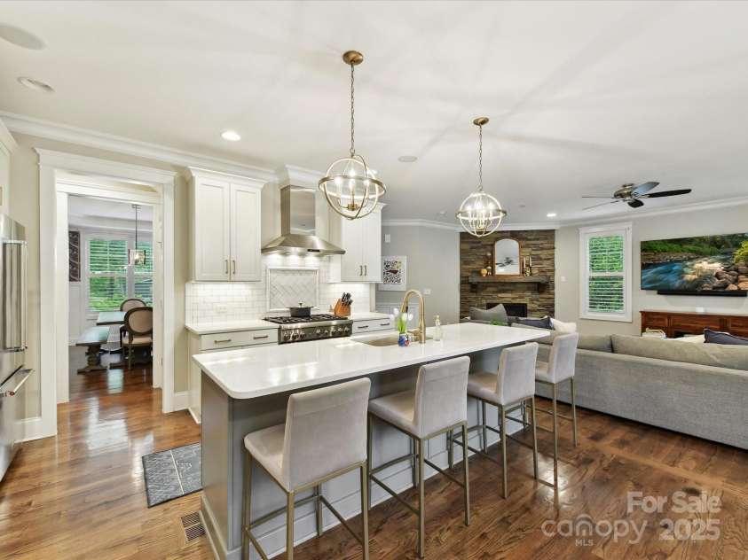 7809 Greenfield Drive, Charlotte, NC 28270.  MLS# CAR4248622, YatesRealty ID 10078. 