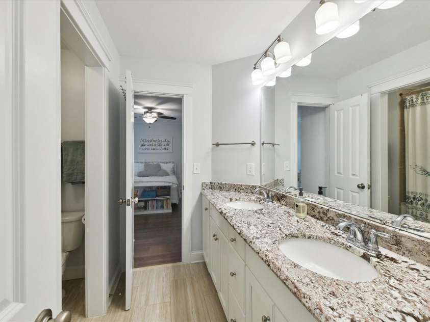 7809 Greenfield Drive, Charlotte, NC 28270.  MLS# CAR4248622, YatesRealty ID 10078. 