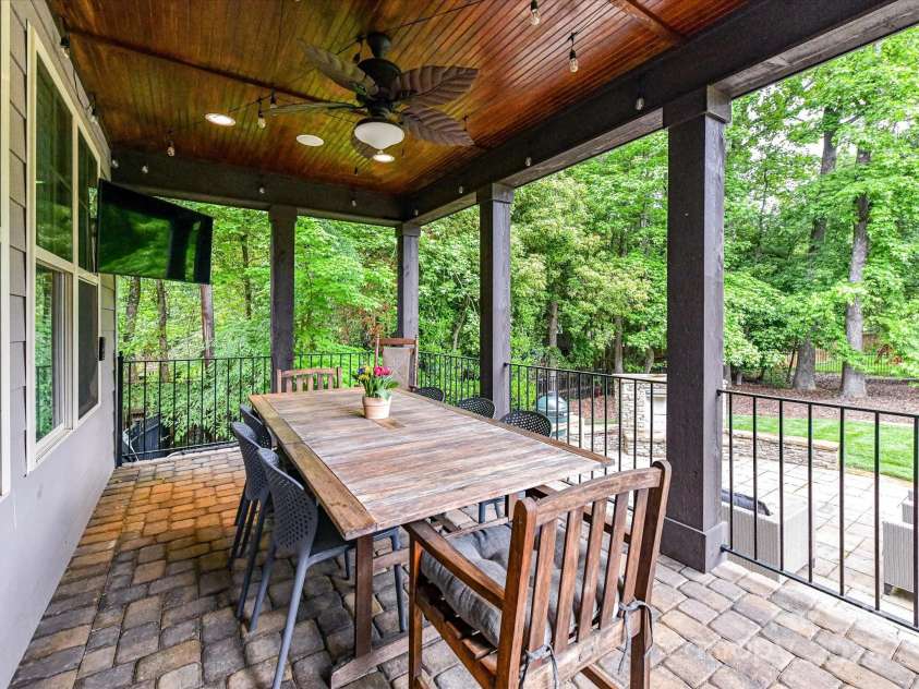 7809 Greenfield Drive, Charlotte, NC 28270.  MLS# CAR4248622, YatesRealty ID 10078. 