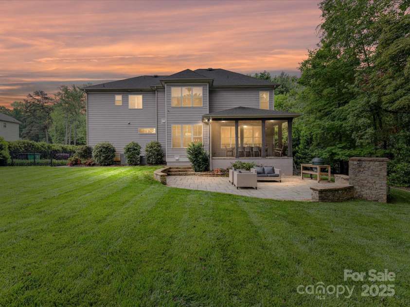 7809 Greenfield Drive, Charlotte, NC 28270.  MLS# CAR4248622, YatesRealty ID 10078. 