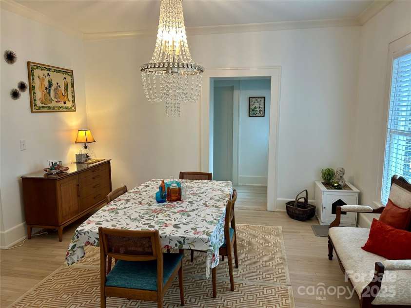 300 Thomas Street, Salisbury, NC 28144.  MLS# CAR4253731, YatesRealty ID 10079. 