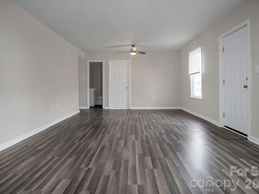 301 Jc Dellinger Road, Cherryville, NC 28021.  MLS# CAR4345270, YatesRealty ID 10079. 