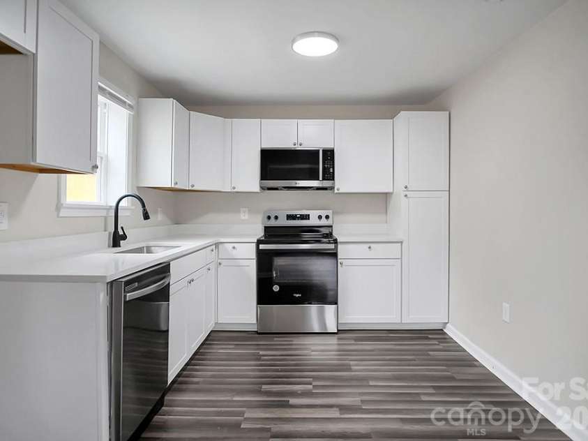 301 Jc Dellinger Road, Cherryville, NC 28021.  MLS# CAR4345270, YatesRealty ID 10079. 