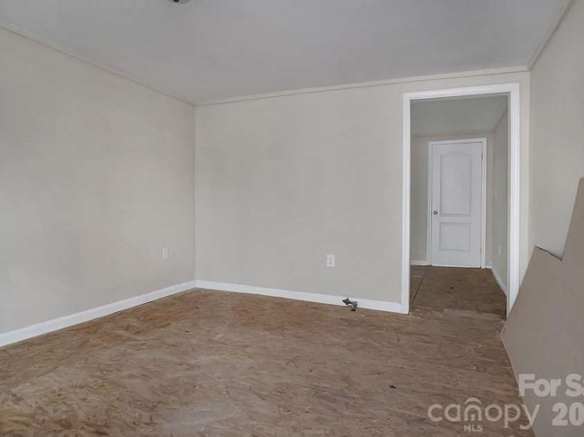 301 Jc Dellinger Road, Cherryville, NC 28021.  MLS# CAR4345270, YatesRealty ID 10079. 