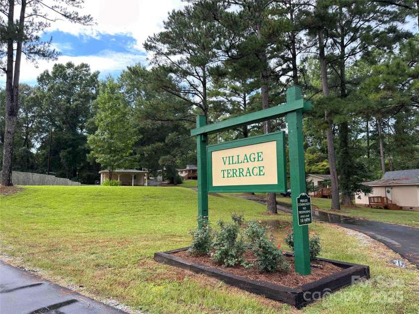 12 Village Terrace Drive, Rockingham, NC 28379.  MLS# CAR4187048, YatesRealty ID 1008. 