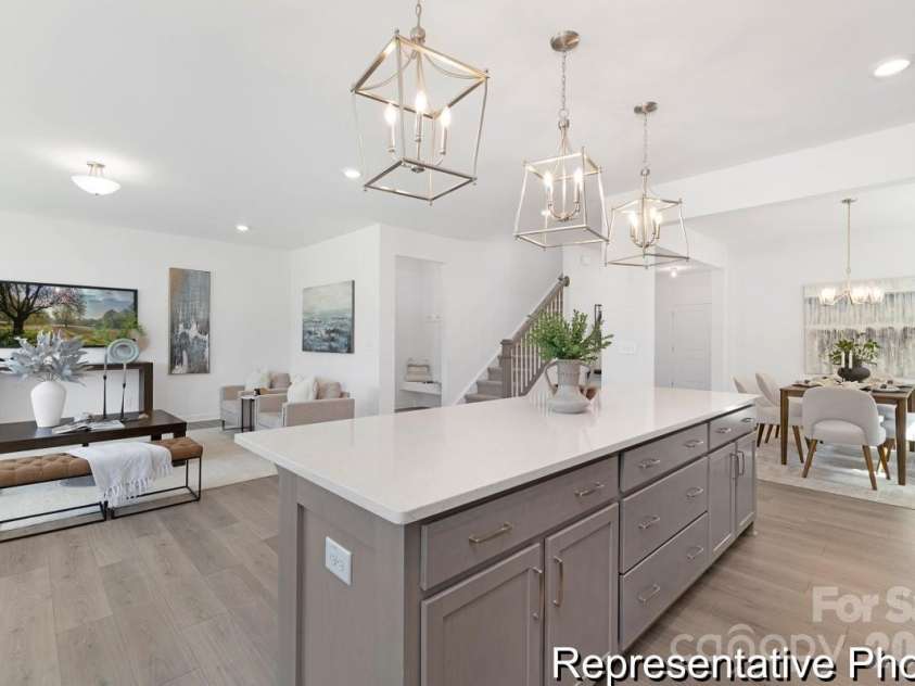 1823 Hunter Oaks Lane, Lincolnton, NC 28092.  MLS# CAR4337807, YatesRealty ID 1008. 