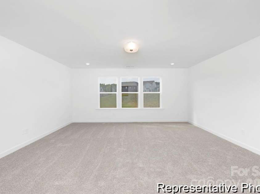 1823 Hunter Oaks Lane, Lincolnton, NC 28092.  MLS# CAR4337807, YatesRealty ID 1008. 