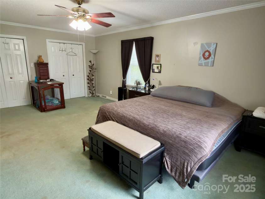 205 Willow Drive, Salisbury, NC 28146.  MLS# CAR4326718, YatesRealty ID 1008. Large Primary Suite